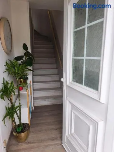 Appartement confortable à Eppeville de 70 m² - Image 1