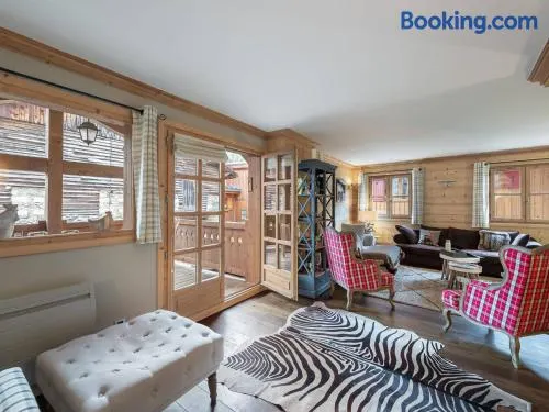 Chalet Courchevel, 7 pièces, 13 personnes - FR-1-568-1 - Image 1