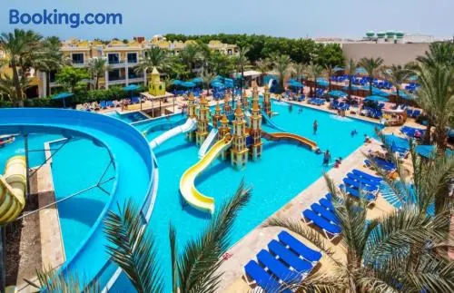 Minaland Beach Resort & Aquapark - Image 1
