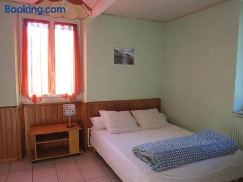 Appartement RDC maison de village - Image 1
