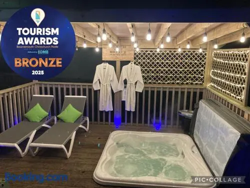 Hengistbury Reach Walk to beaches Private use Hot tub - Image 1