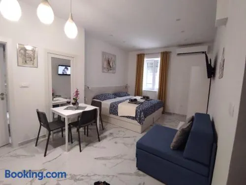 Zoxi apartmani - Image 1
