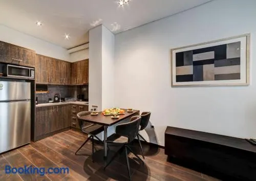 Classy and stylish apartment next to Hilton - Image 1