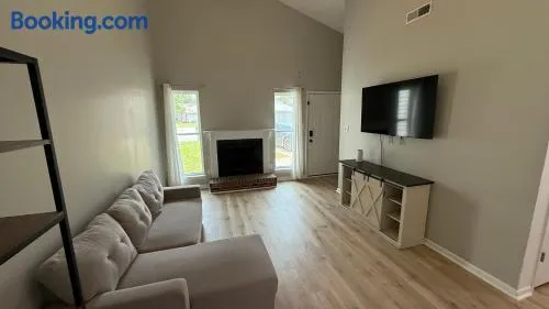 Cozy 2BR Hideaway - I Heart Jacksonville - Image 1