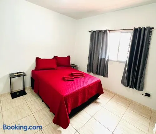 Apartamento amplo e próximo à UNESP - Image 1