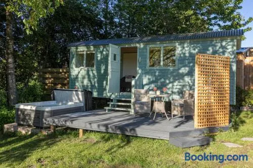 Cosy Shepherds Hut with hot tub in the Scottish Highlands - Image 1