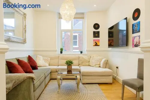 Sidemersey Livings - Spacious Loft for bigger groups - Very Central and Cosy - Image 1