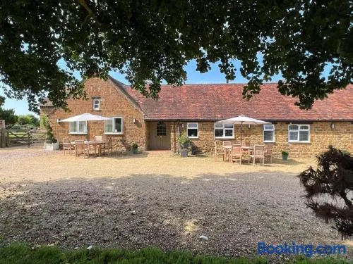 Spacious Cottage in Idyllic Spot - Image 1