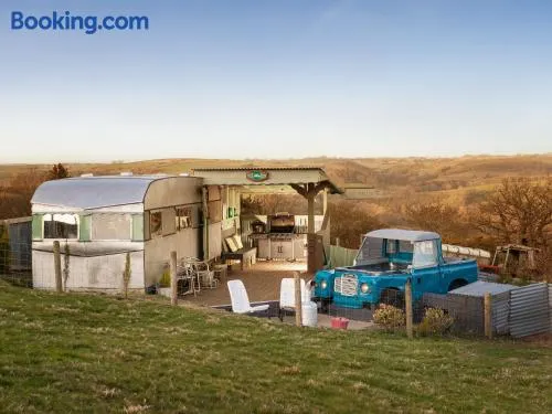 Bluebird Penthouse & Land Rover Hot Tub - Image 1