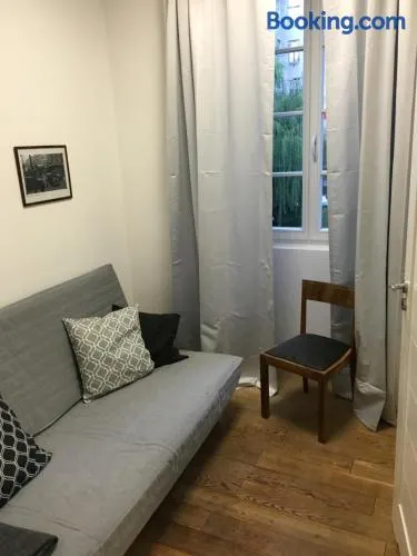 Cichy Apartament na Nowym Świecie - Image 1