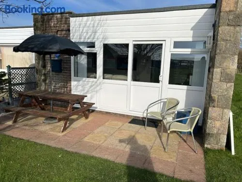 Vectis Retreat - Image 1