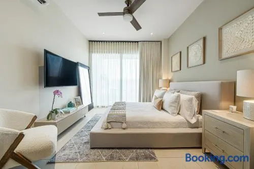 Exquisite Luxury Apartment in Enchanting Los Cabos - Image 1