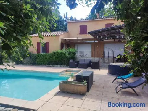 Studio 25m2 avec piscine et spa proche Iter et Cadarache - Image 1