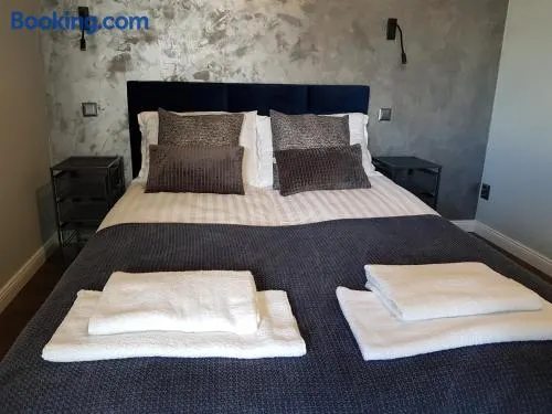 Apartament WARMIA Olsztyn 58m2 - 2 pokojowy apartament z podziemnym miejscem postojowym - Image 1