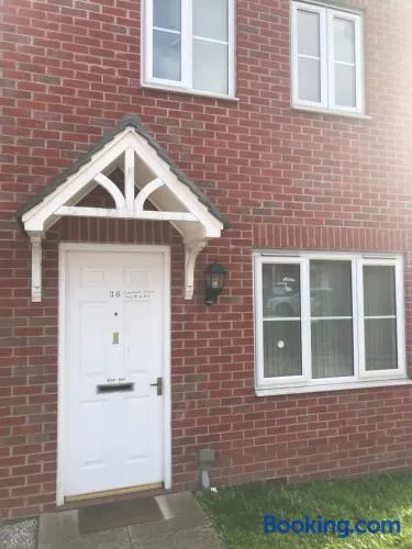 HOUSE shared, New Build 36 Nottingham 3bedrooms - Image 1