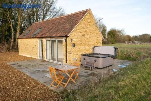 Eastcombe Barn - Image 1