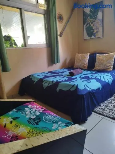 Chambre d'hôtes avec piscine petit déjeuner offert - Image 1