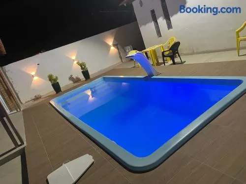 Casa com piscina para veraneio em Barra do Itariri - Bahia - Image 1