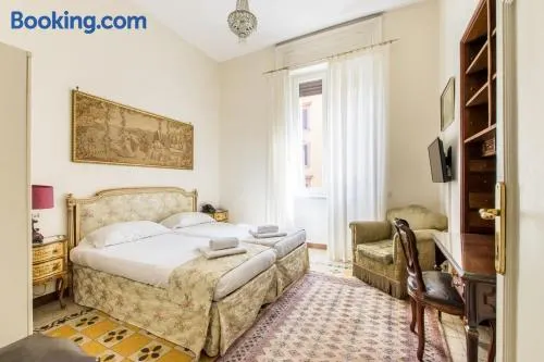 Trastevere Decò Apartment - Image 1