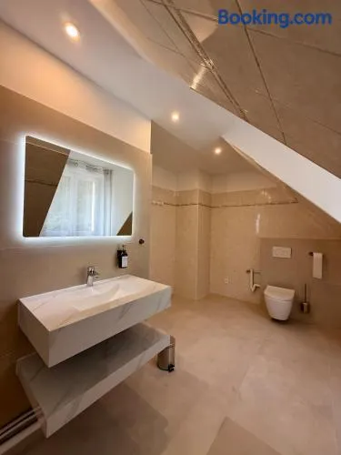 Spacious Duplex for 6 people, Parc Astérix, CDG - Image 1