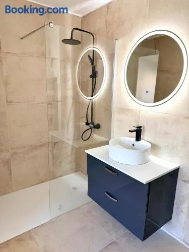 Cosy Flat Cannes - Image 1