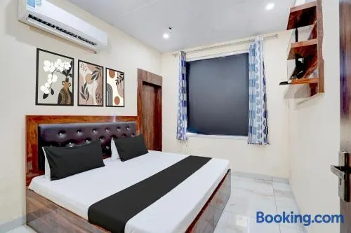 Hotel O Star Light - Image 1
