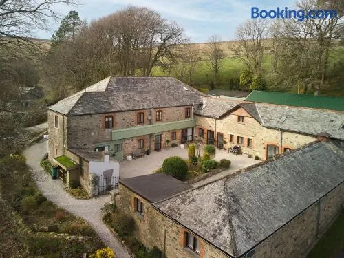 The Roost - The Cottages at Blackadon Farm - Image 1
