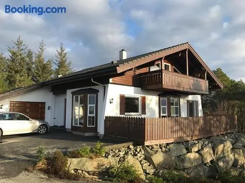 Charming House in Austevoll with Sea View - Image 1