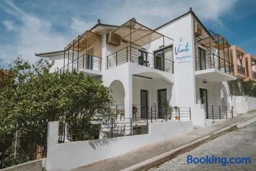 Viento Luxury Apartments - Steps from the Beach - Image 1