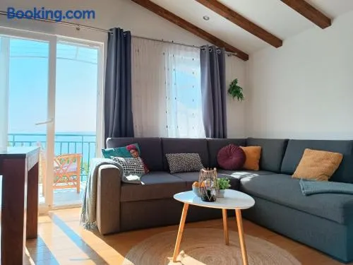Apartmani Mira Brela - Image 1