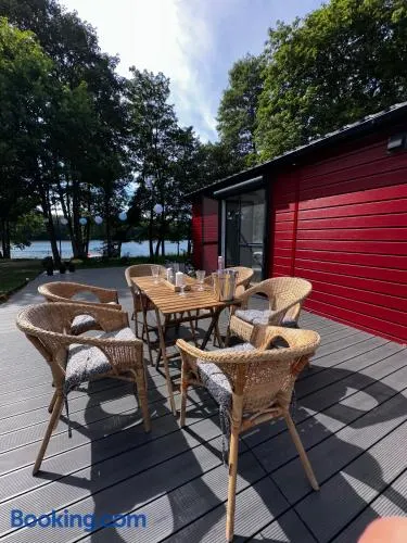 Przystanek Krag - kazdy domek ma prywatna balie! Do tego wlasna prywatna plaza, pomost, lodka, kajaki, strefa ciszy, darmowy parking, grille , miejsce na ognisko - Image 1