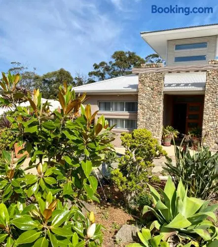 Serenity Lodge for Couples - Image 1