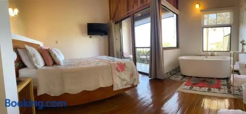 Villas Flakis, Luna - Image 1