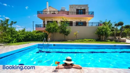 Villas Louloudaki - Image 1