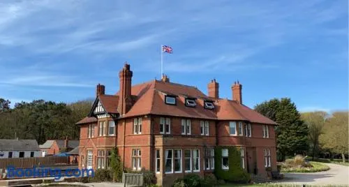 Sandhill House - Image 1