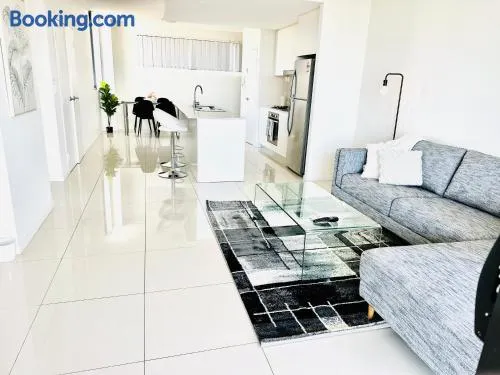 Modern 2 bedroom & 2 bathroom apartment with stunning Sydney CBD & Skyline Views! - Image 1