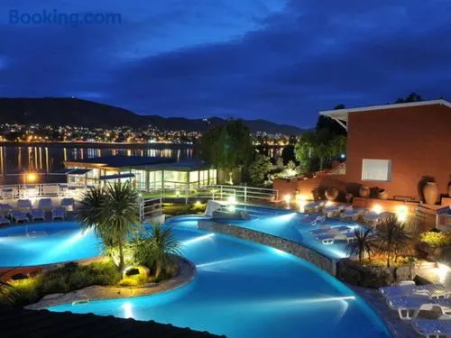 Lake Buenavista Apart Hotel & Suites - Image 1