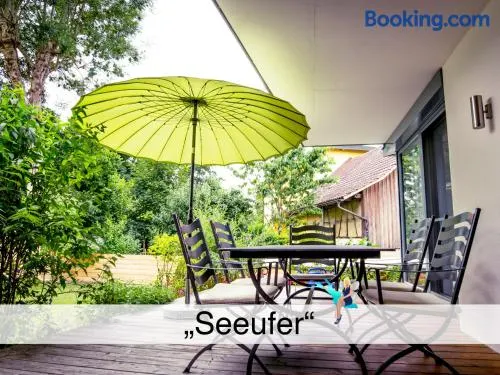 Ferienwohnung Seeufer - Exklusiv direkt am See mit großer Terrasse in Kressbronn - Image 1