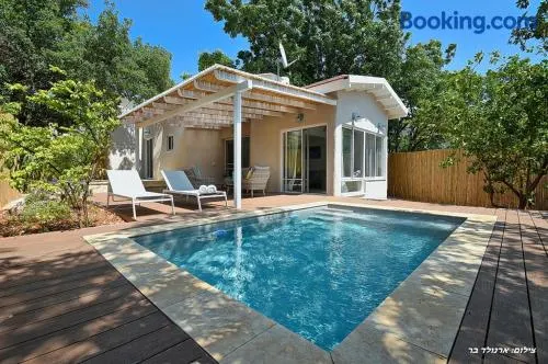 Peleg's Dream House - Image 1