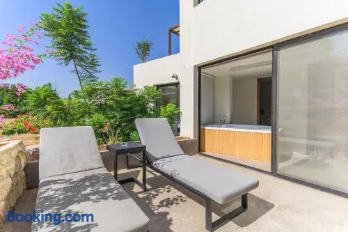 Casa Plata 1 Bed With Jacuzzi - Image 1