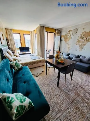 Private Apartament VIP in Royal Beach - Image 1