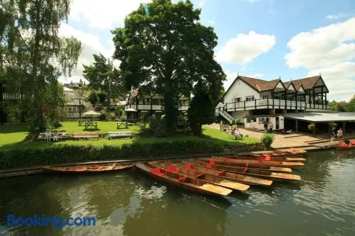 Bath Boating Station - Image 1
