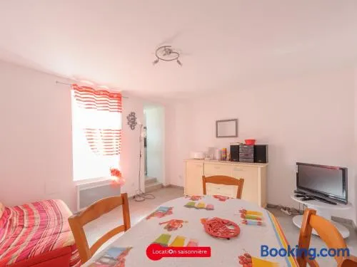 Appartement T2 à 50m de la plage avec cour, Wifi et équipements bébé – 4 pers, Châtelaillon-Plage - FR-1-258-194 - Image 1