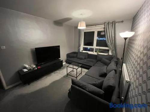 Modern 2-in-1 Retreat for Groups - Image 1