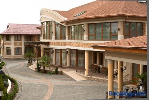 Charda Hotel - Image 1