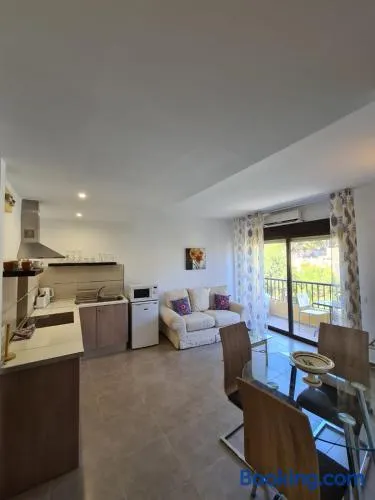 Apartamento con piscina a unos metros de la playa - Image 1