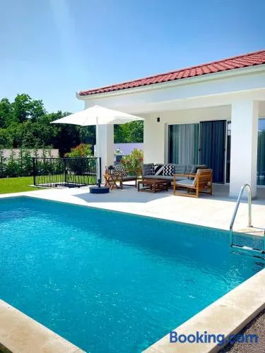 Villa Destiny Nedescina, Istrien, Kroatien - Image 1