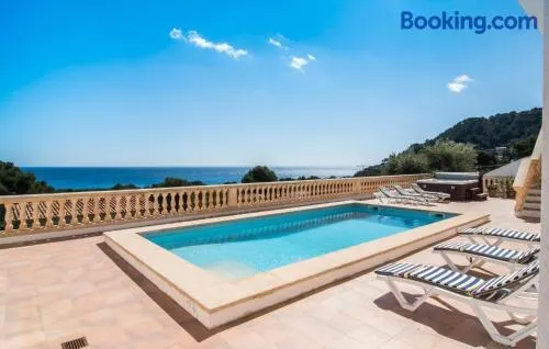 Villa mit Terrasse, privatem Pool und Grill | Meerblick - Image 1