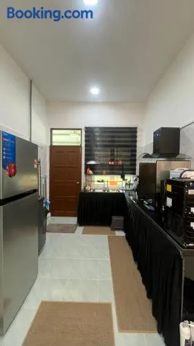 Paradise Homestay Marang - Image 1
