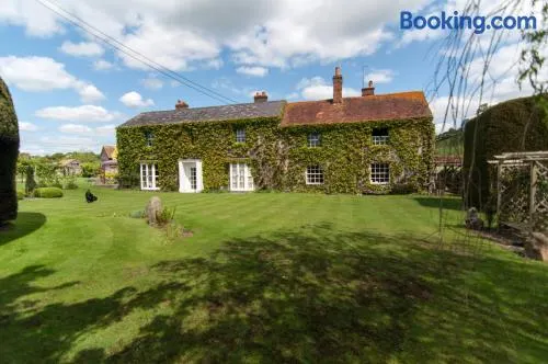 White Pond Farm - Image 1